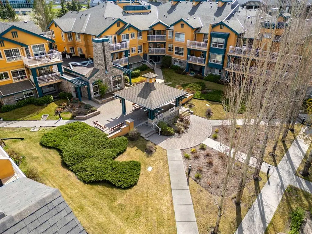 25 Richard Place SW, #306
