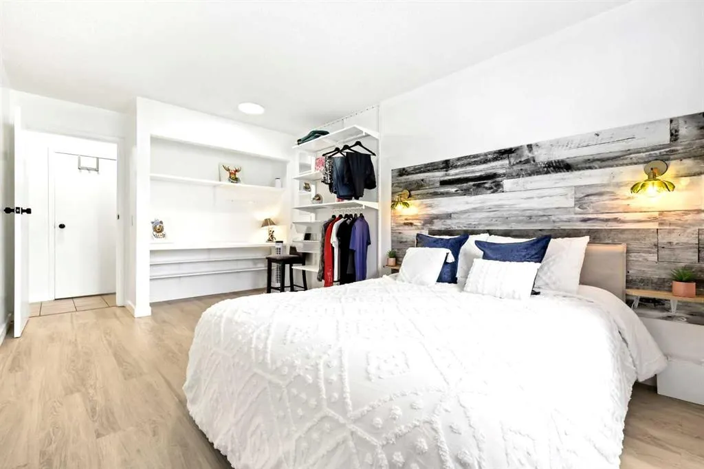 1712 38 Street SE, #103