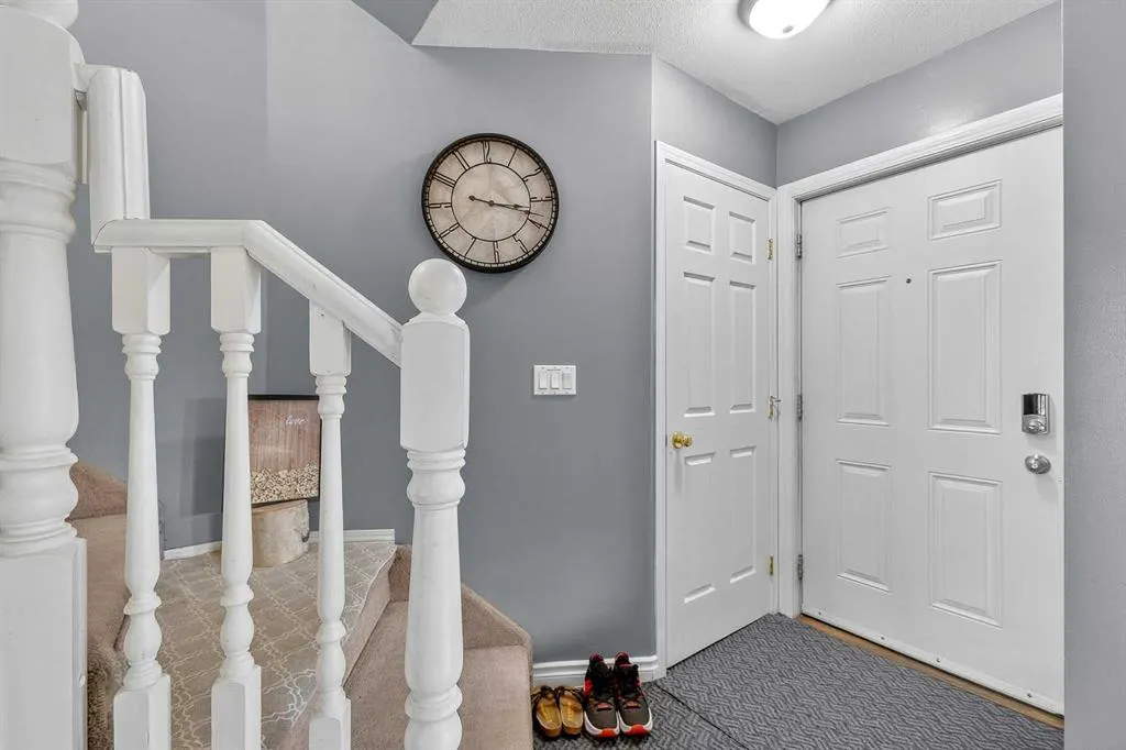 104 Good Crescent