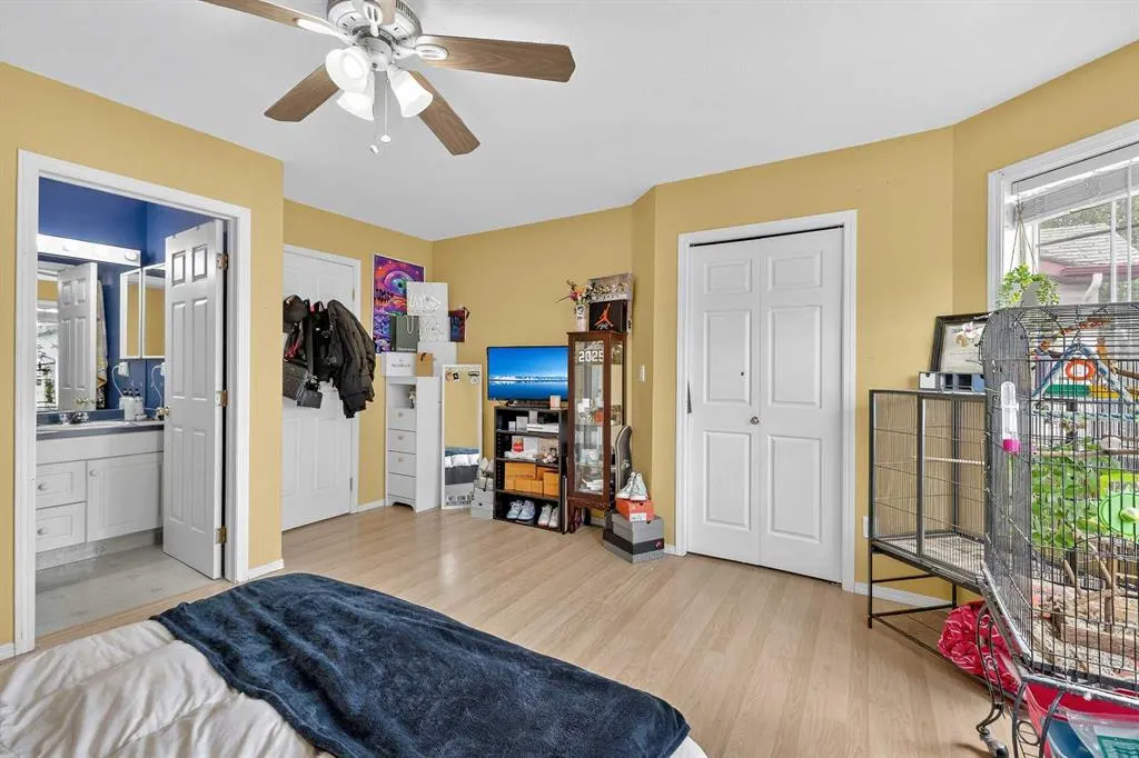 104 Good Crescent