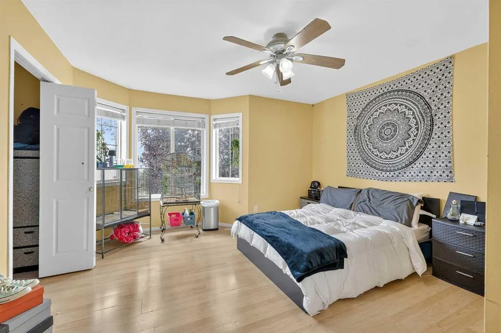 104 Good Crescent