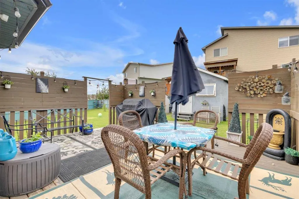 104 Good Crescent