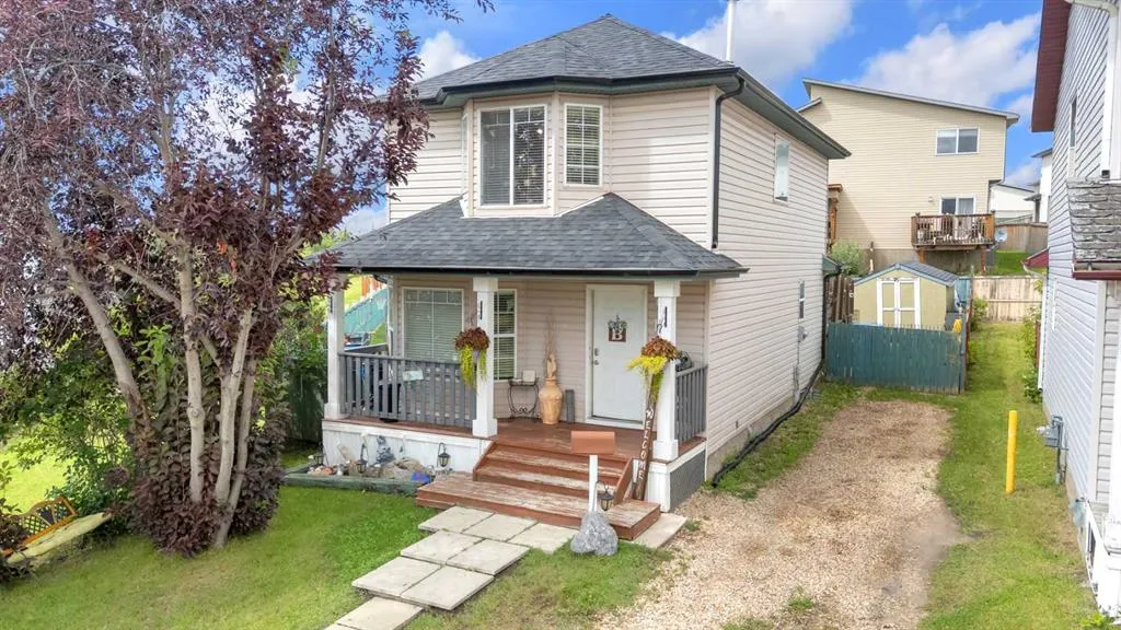104 Good Crescent