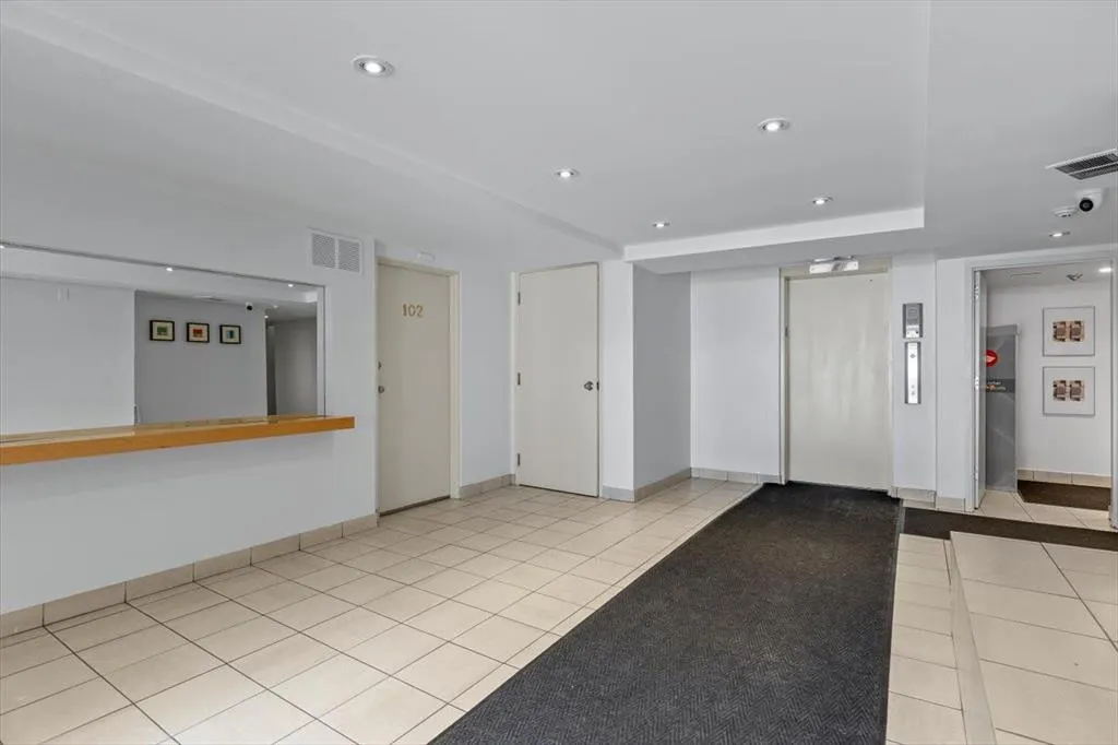 235 15 Avenue SW, #305