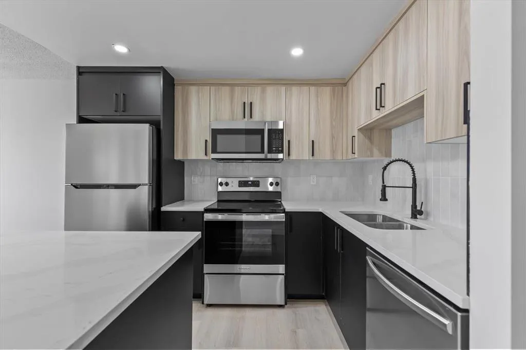 235 15 Avenue SW, #305