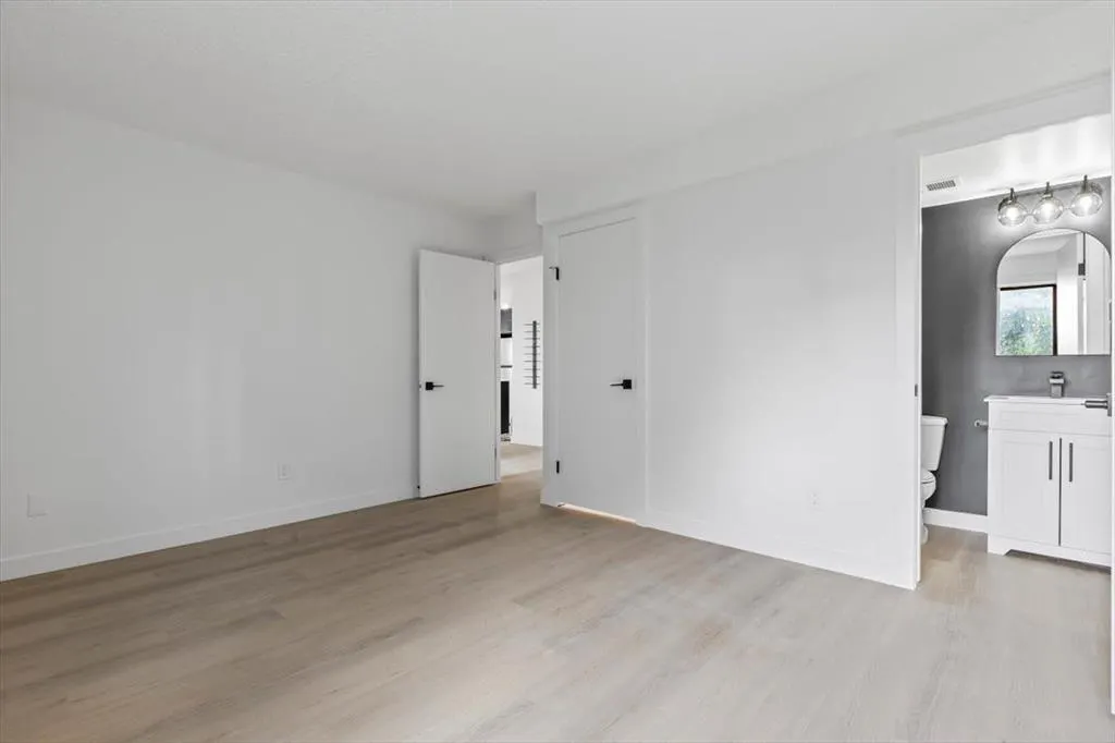 235 15 Avenue SW, #305