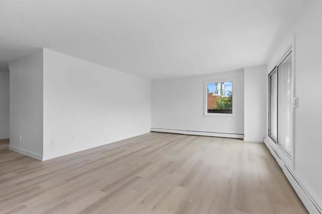 235 15 Avenue SW, #305