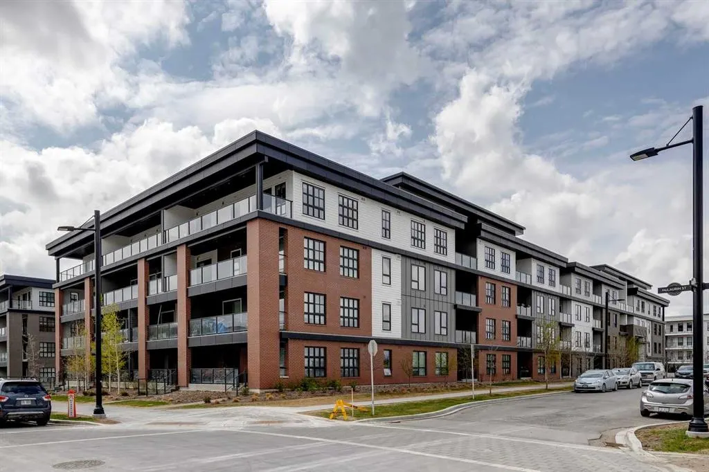 4275 Norford Avenue NW, #124