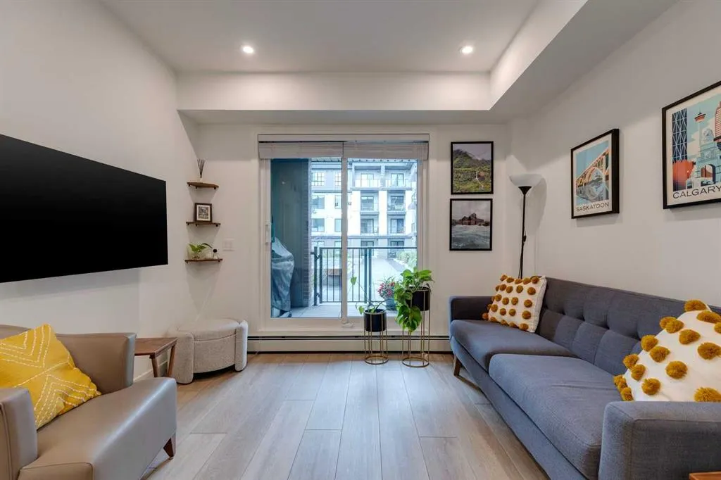 4275 Norford Avenue NW, #124