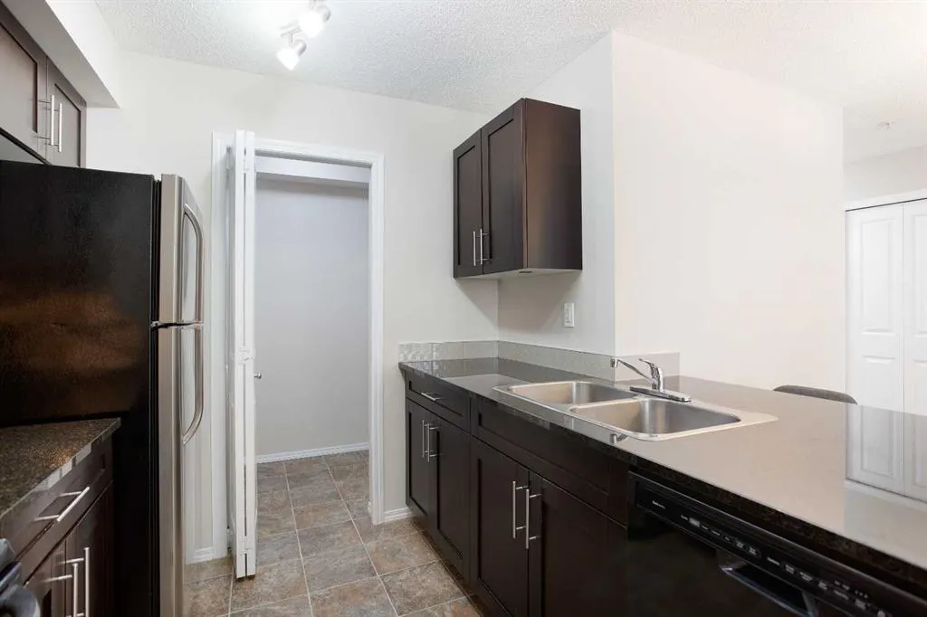 81 Legacy Boulevard SE, #3114
