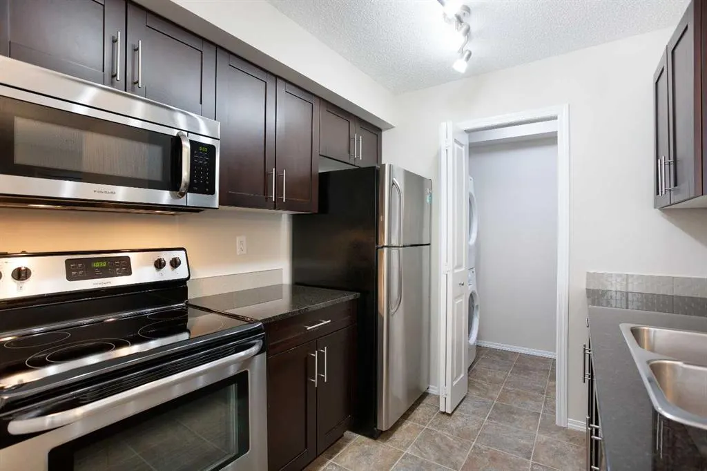 81 Legacy Boulevard SE, #3114