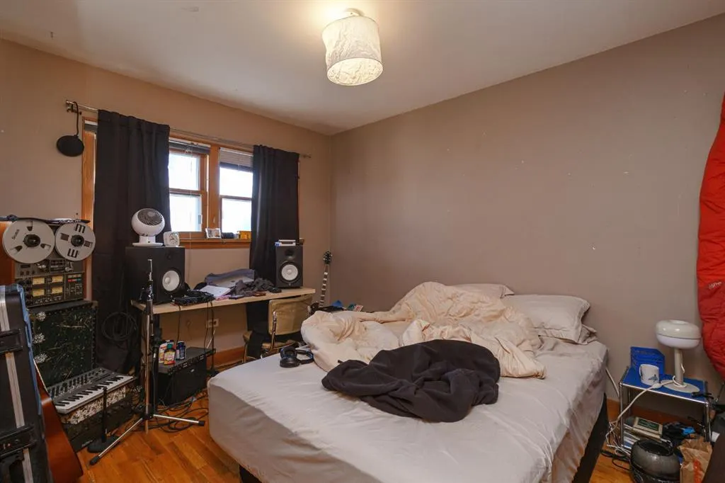 2824 Parkdale Boulevard NW