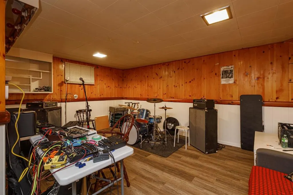 2824 Parkdale Boulevard NW