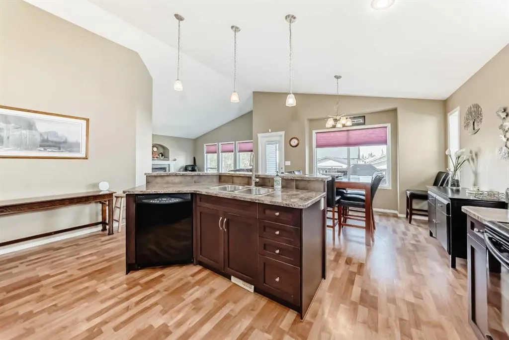 163 Vanson Close