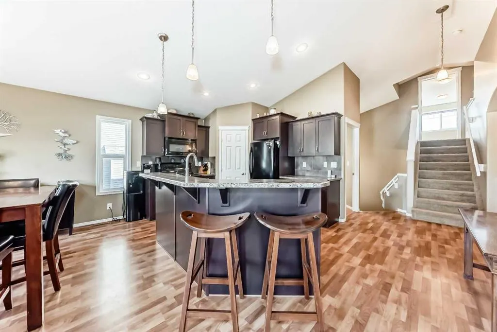 163 Vanson Close