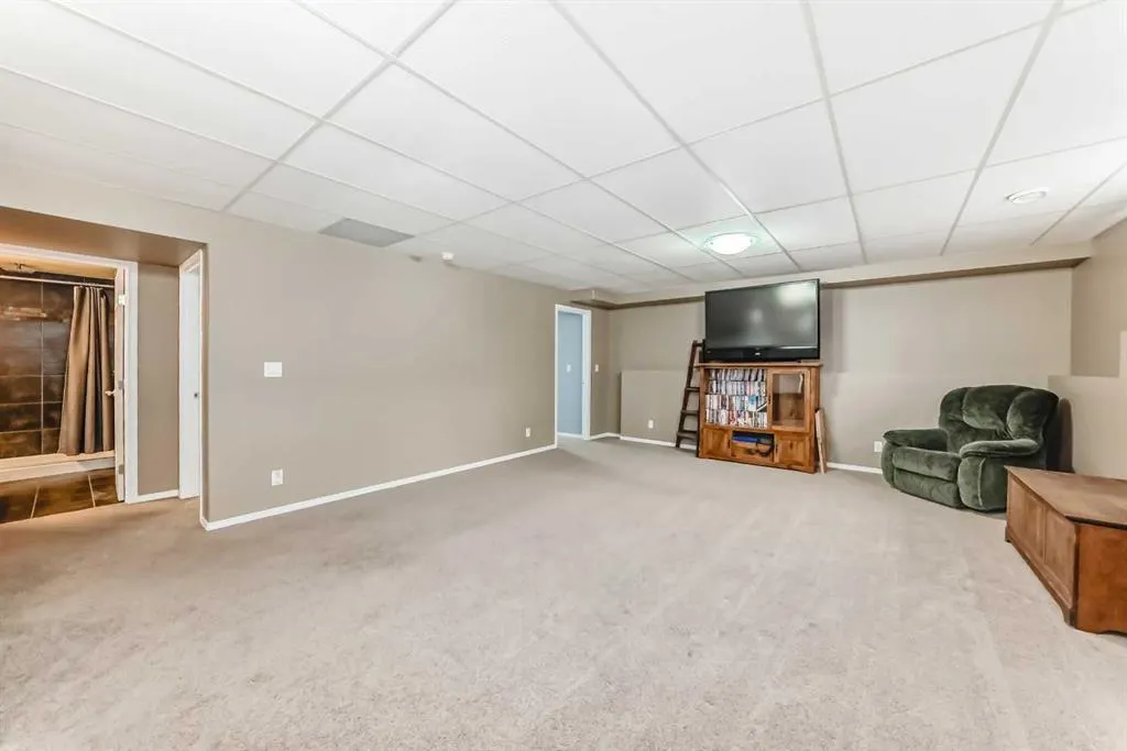 163 Vanson Close