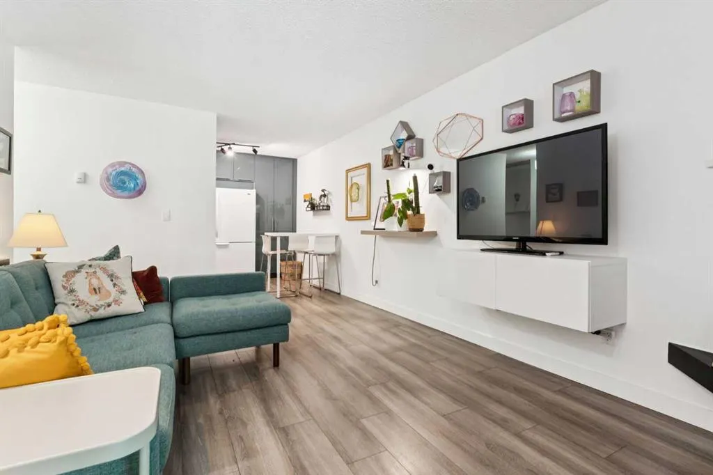 4001C 49 Street NW, #3110