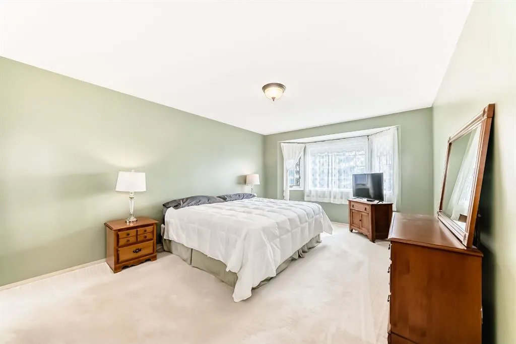 83 Gleneagles Close