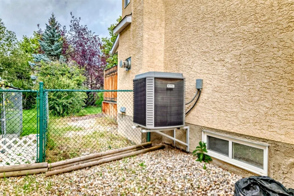 83 Gleneagles Close