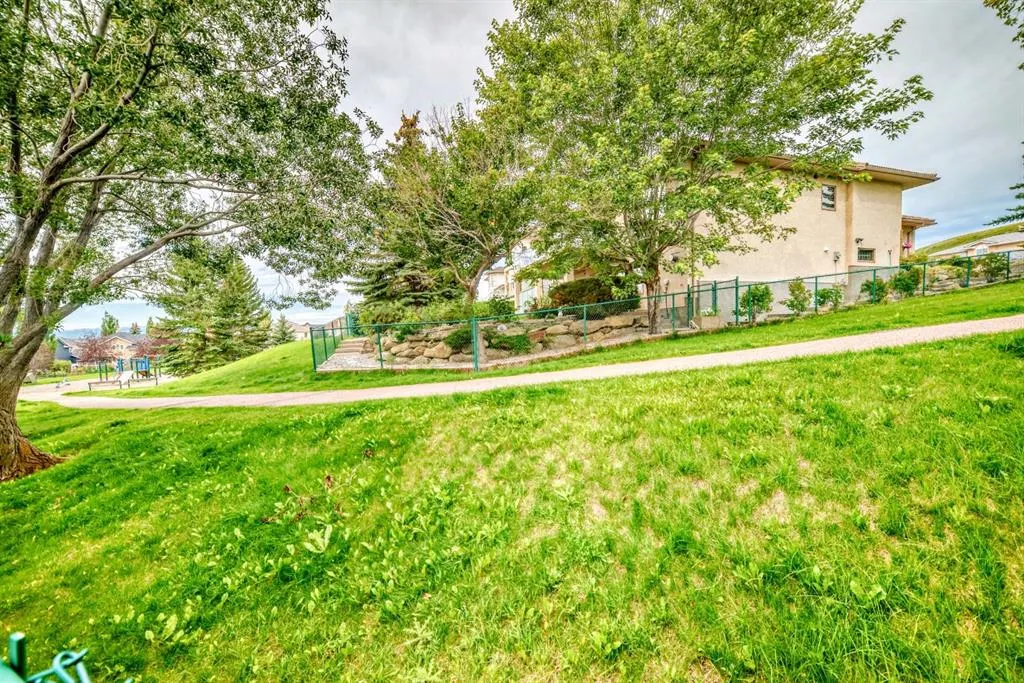 83 Gleneagles Close