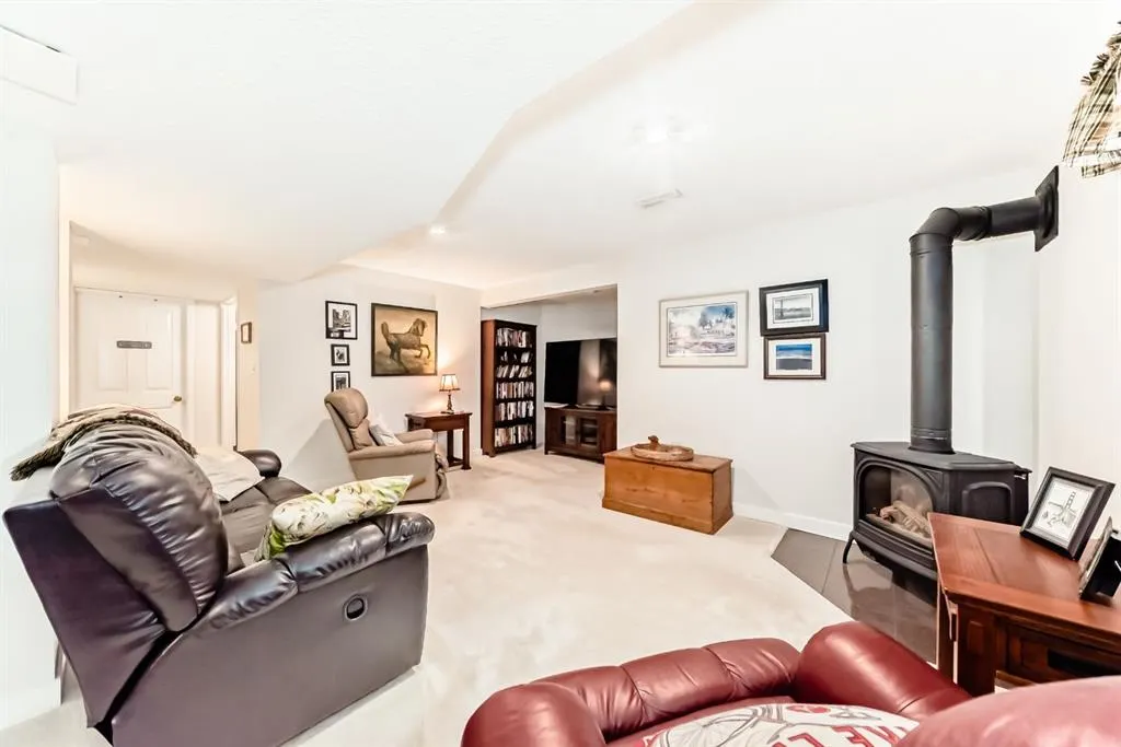 83 Gleneagles Close