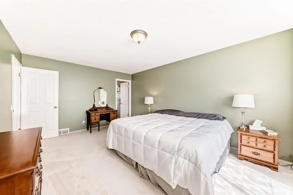 83 Gleneagles Close