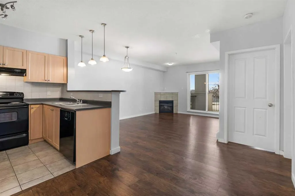 333 Taravista Drive NE, #1203