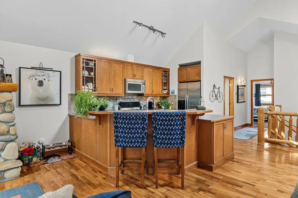 1121 Lawrence Grassi Ridge