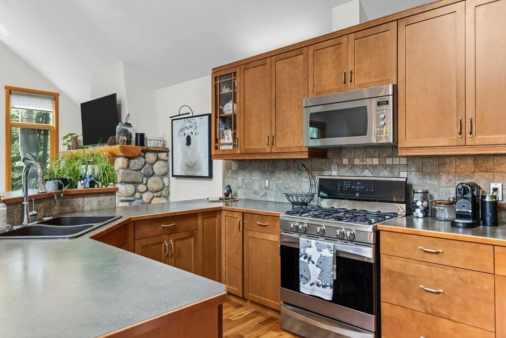 1121 Lawrence Grassi Ridge