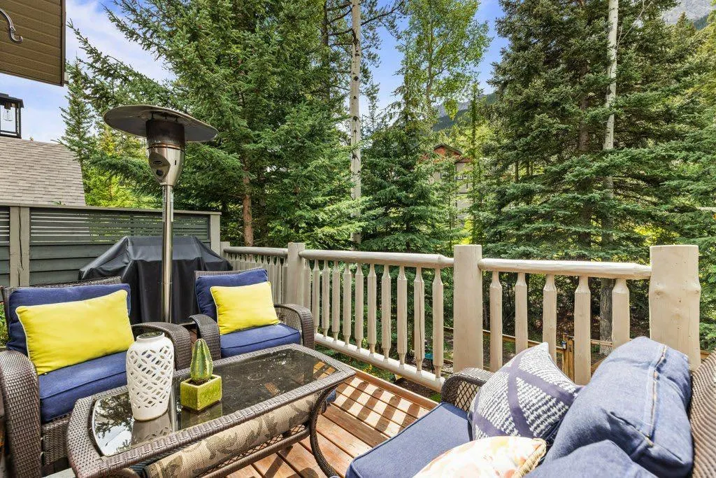 1121 Lawrence Grassi Ridge