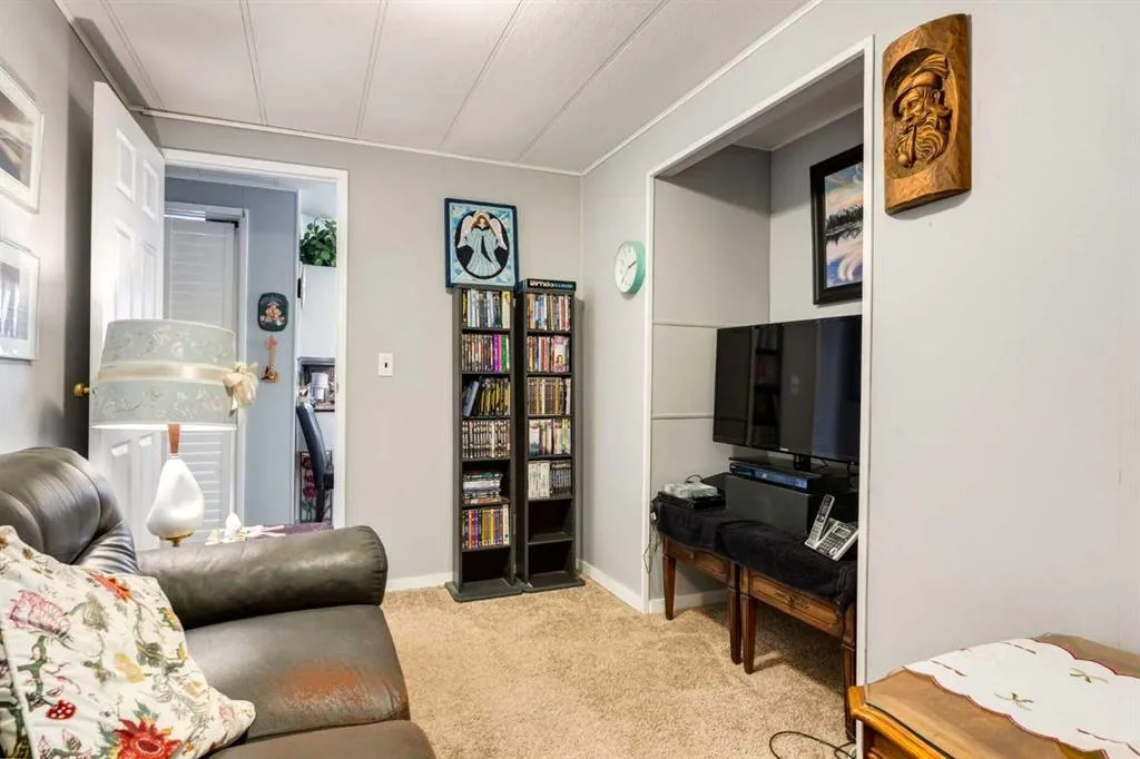 99 Arbour Lake Road NW, #130