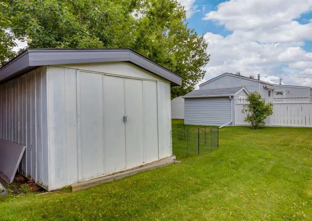 99 Arbour Lake Road NW, #130