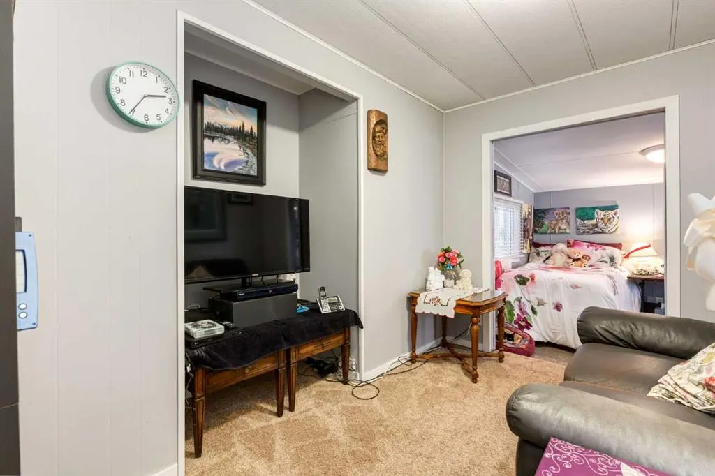 99 Arbour Lake Road NW, #130