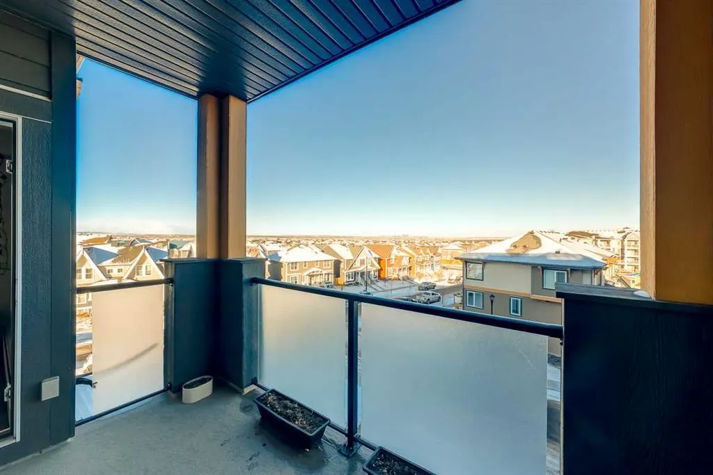 300 Auburn Meadows Manor SE, #309
