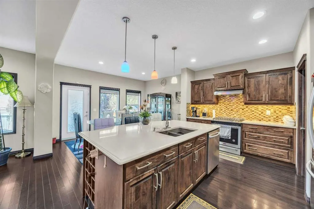 233 Aspenmere Circle