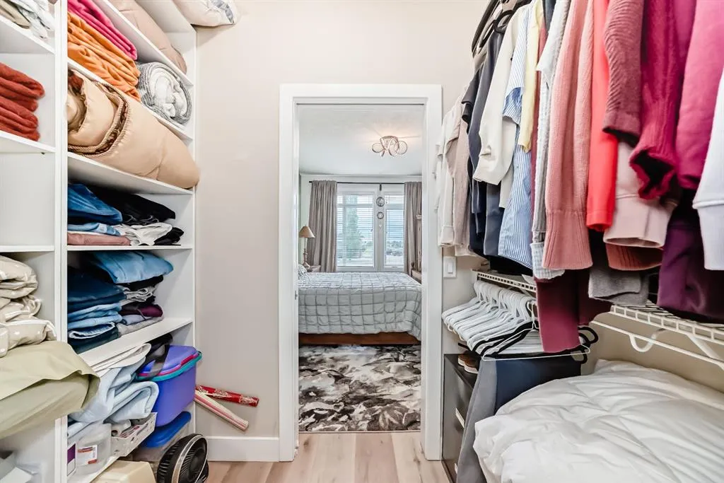 1005B Westmount Drive, #111