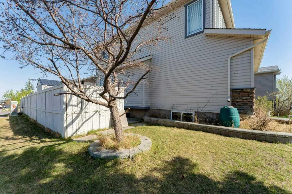 178 Covemeadow Crescent NE