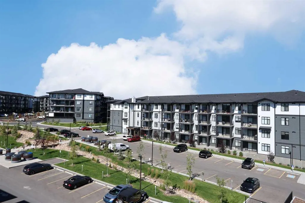 20 Sage Hill Walk NW, #413