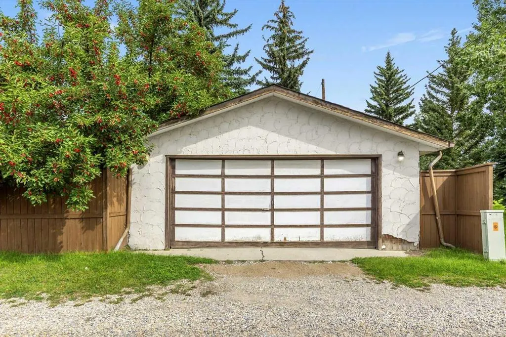 3043 Cedar Ridge Drive SW