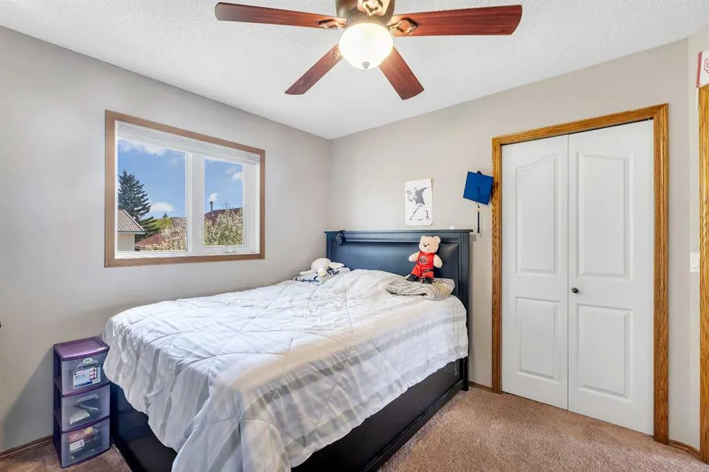 33 Edgevalley Way NW