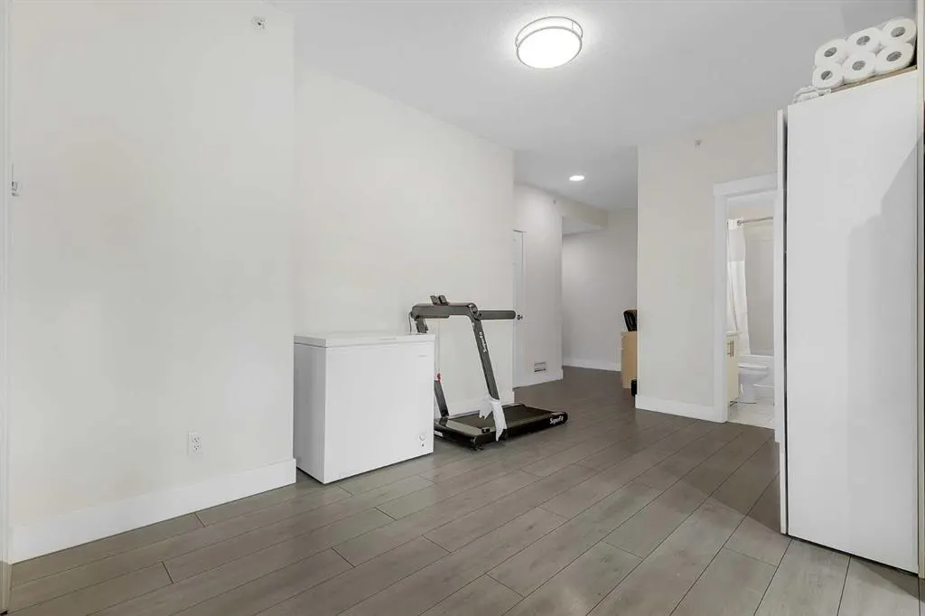 99 Copperstone Park, #2418