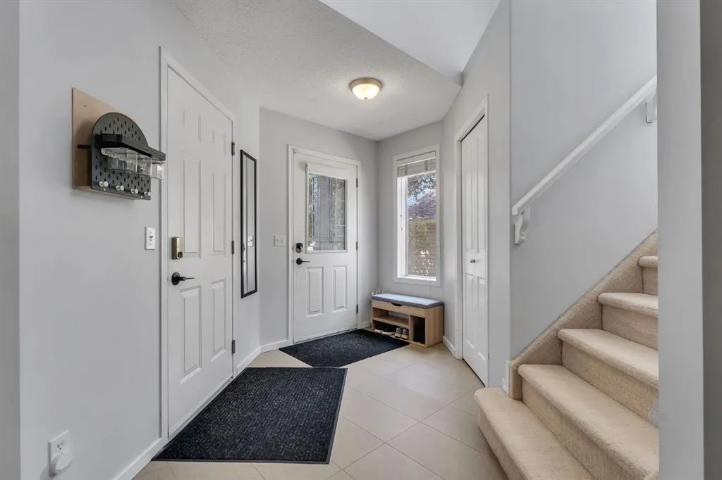 266 Covehaven View NE