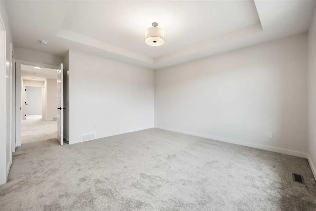 533 Baywater Manor SW