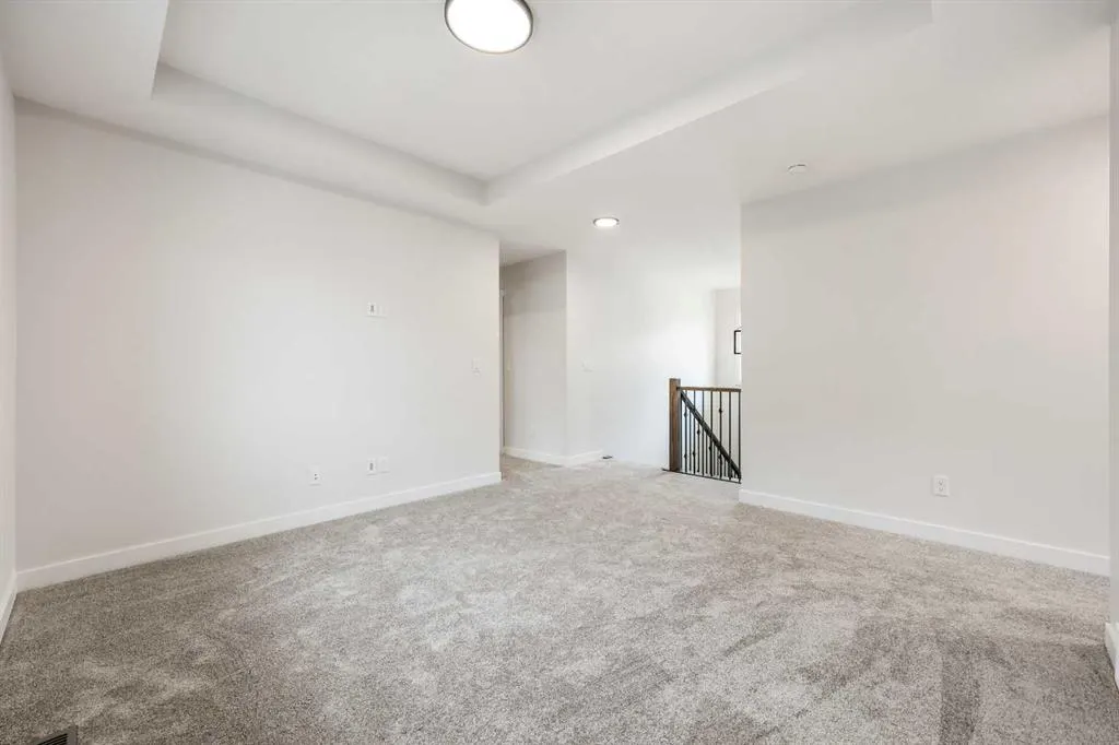 533 Baywater Manor SW