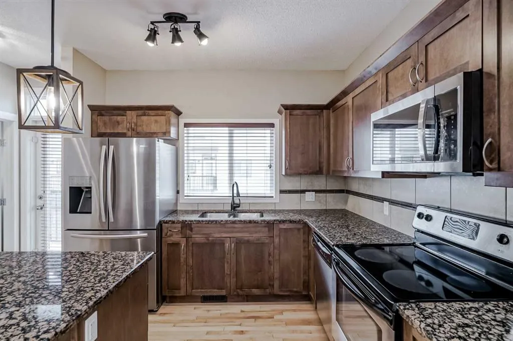 182 Kincora Heath NW