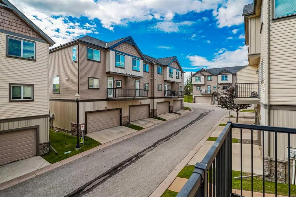 182 Kincora Heath NW