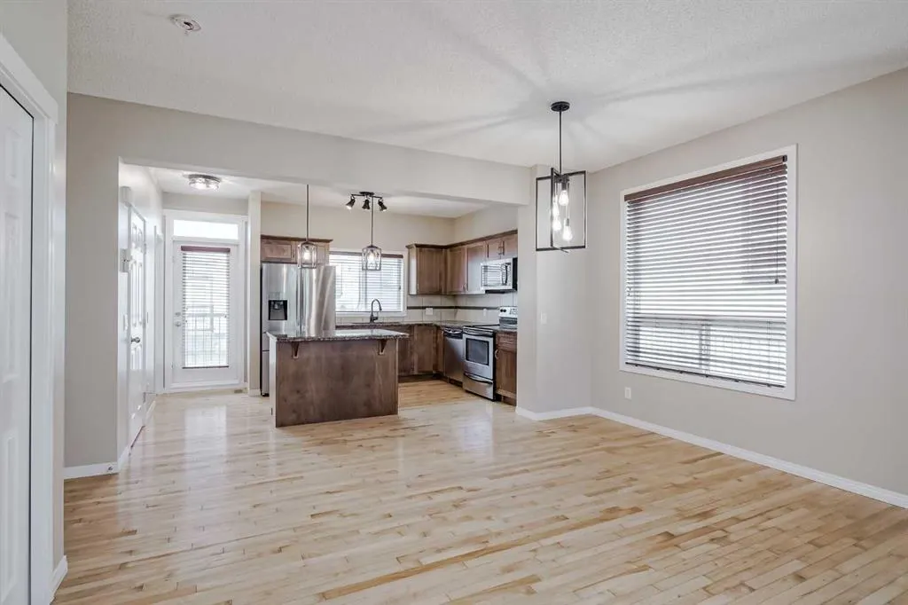 182 Kincora Heath NW