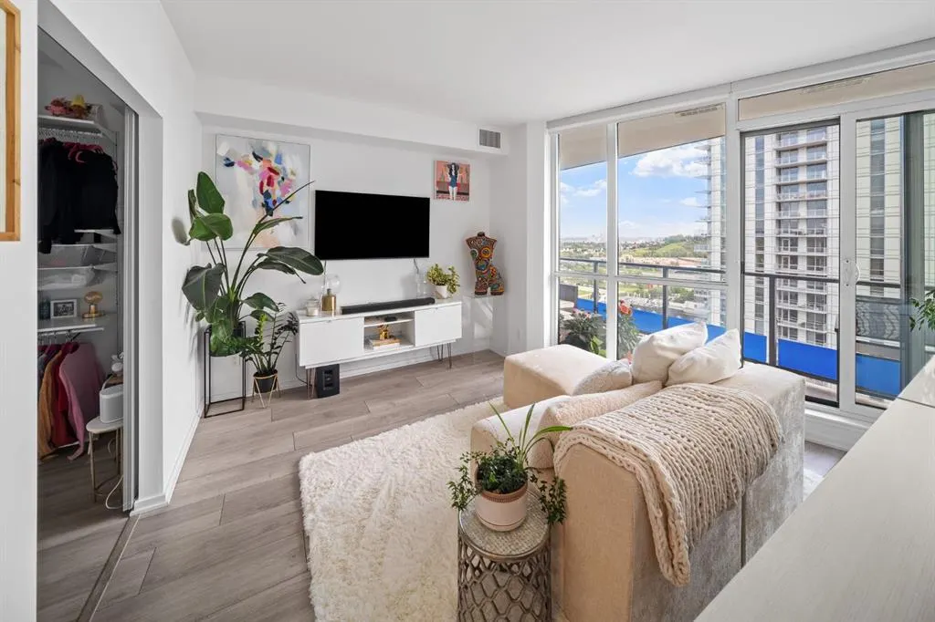 615 6 Avenue SE, #1403