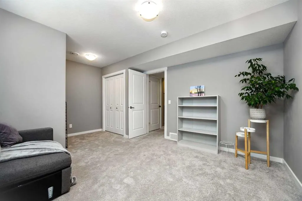 116 Wolf Hollow Park SE