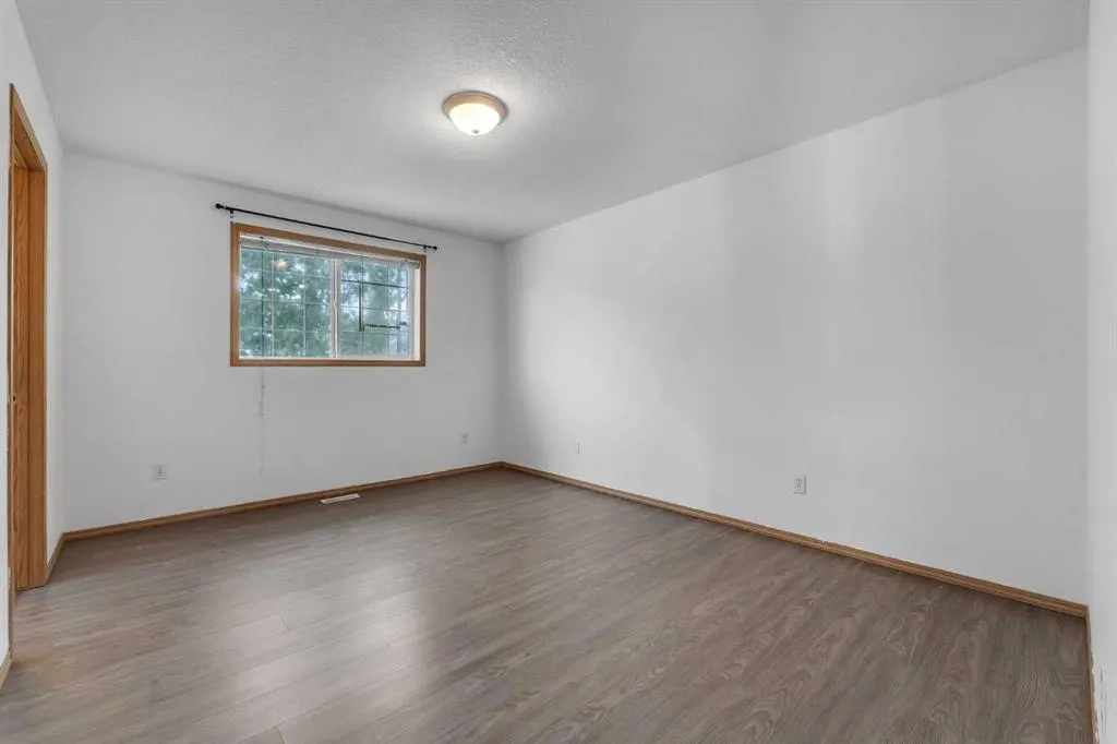 90 Country Village Circle NE